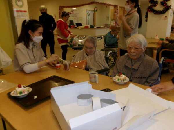 102 1955 600x450 - 🌟🎄クリスマス会🎄🎅