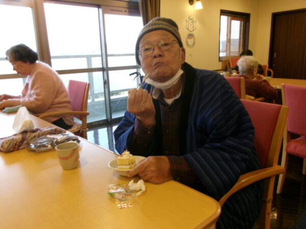 102 1978 600x450 - 🌟🎄クリスマス会🎄🎅