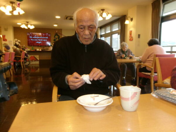 102 1987 600x450 - 🌟🎄クリスマス会🎄🎅