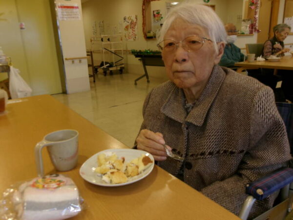 102 1996 600x450 - 🌟🎄クリスマス会🎄🎅