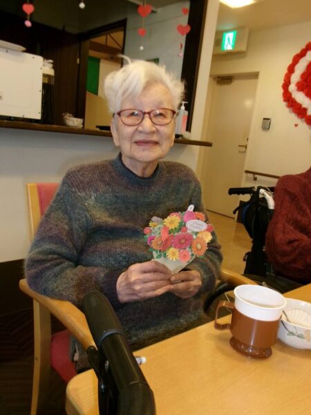 102 2413 450x600 - 1月お誕生日会🎂