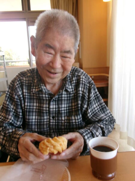 103 0460 e1742699298134 450x600 - うきうきカフェタイム　💓ホワイトデー💓