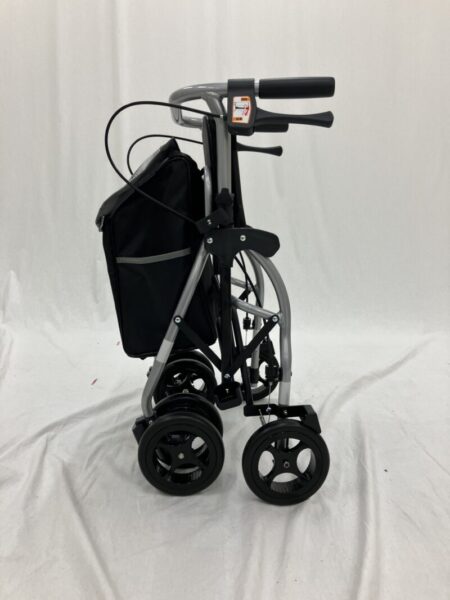 Image 20250428 181509 992 450x600 - 外出の際はぜひ！