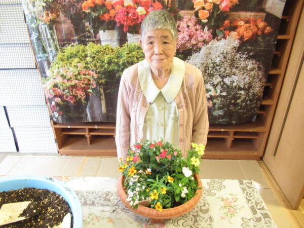 IMG 1555 600x450 - 伊賀CHデイ☆寄せ植え🌺【後半】☆