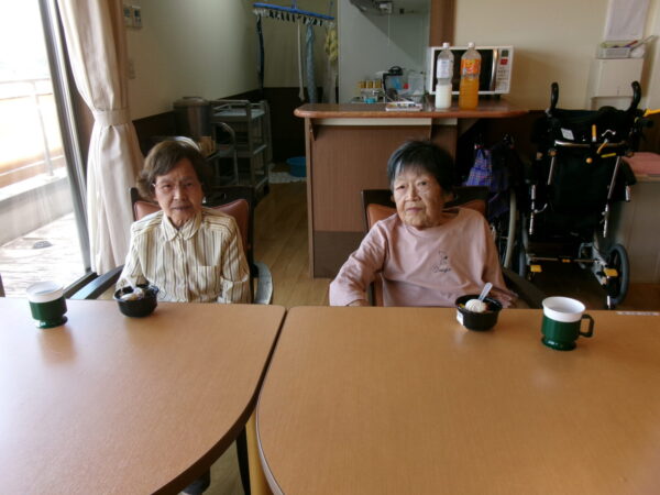 103 0906 600x450 - 父の日🥸おやつレク