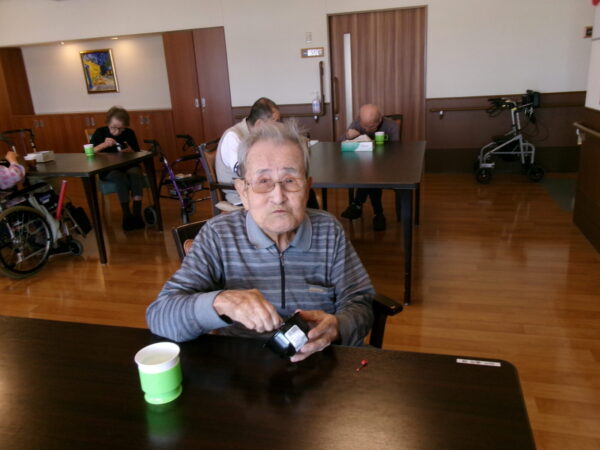 103 0910 600x450 - 父の日🥸おやつレク