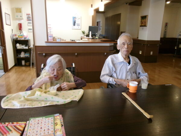 103 0913 600x450 - 父の日🥸おやつレク