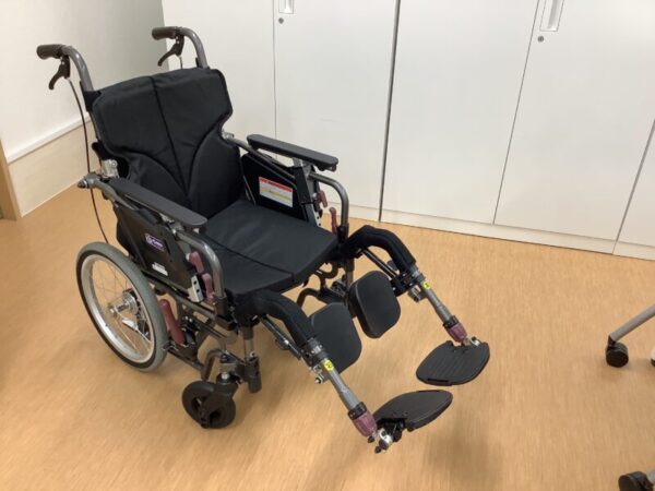 IMG 1054 600x450 - 乗りやすい、お身体にあった車いすを！