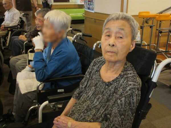 ca17a9cac077148a7538594c5f865fdc 600x450 - 敬老会(^^♪