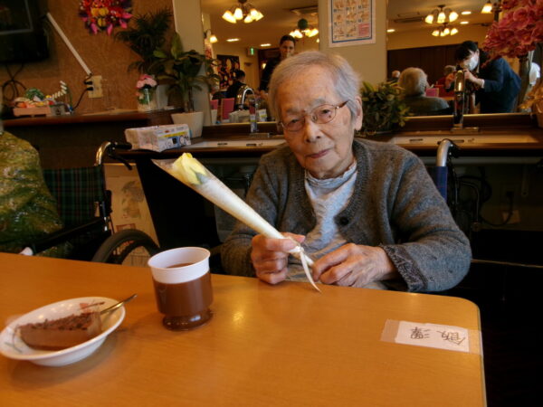 10月お誕生日会🎂 102 4381 600x450 - 10月お誕生日会🎂