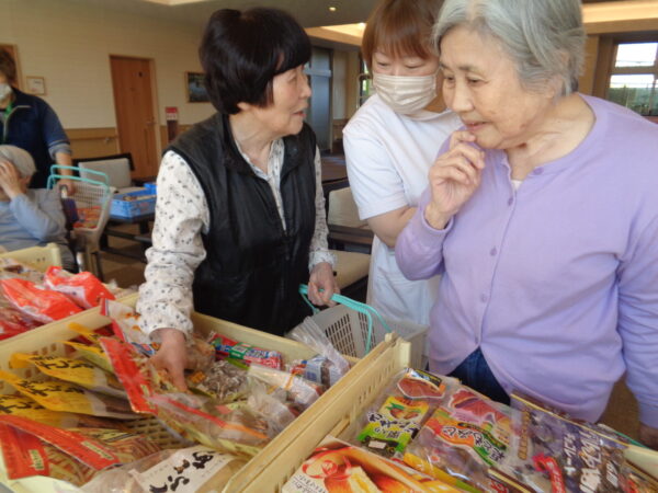 DSC07753 600x450 - 🍀移動販売「はじ丸」さんが来てくれました！