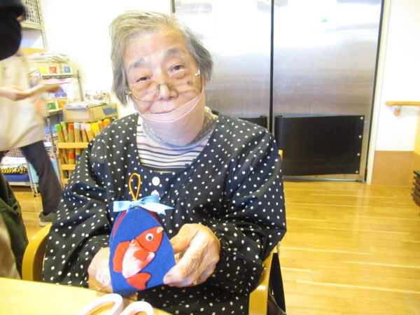 伊賀CHデイ☆壁面制作の様子と手芸『お正月飾り』作り☆ IMG 3753 600x450 - 伊賀CHデイ☆壁面制作の様子と手芸『お正月飾り』作り☆