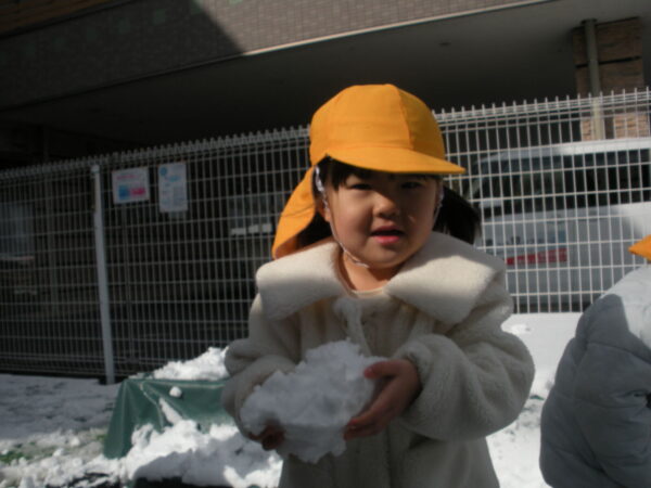 15 1 600x450 - 雪が降ってきた！！