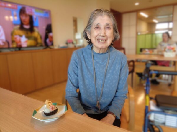 DSC08332 600x450 - 栄養士を目指す学生さんが来てくれました♪