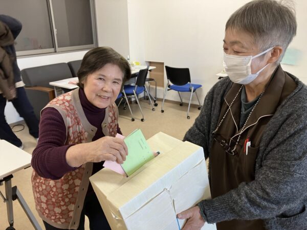 IMG 0961c 600x450 - みんなで不在者投票