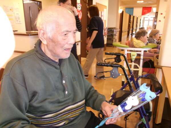 102 5379 600x450 - 4月お誕生日会🎂