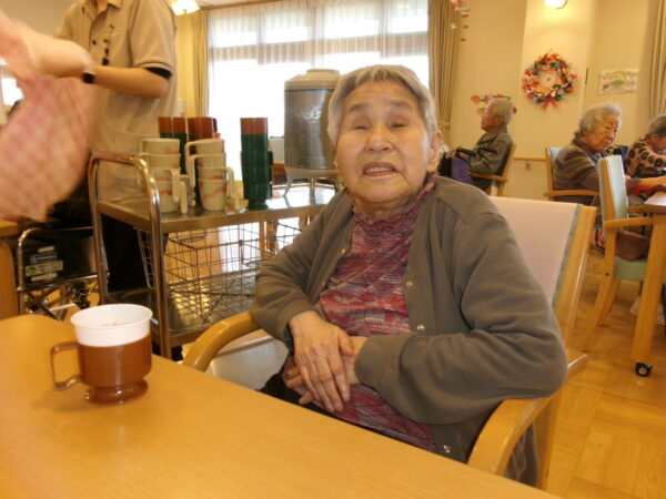 102 5425 600x450 - 4月お誕生日会🎂