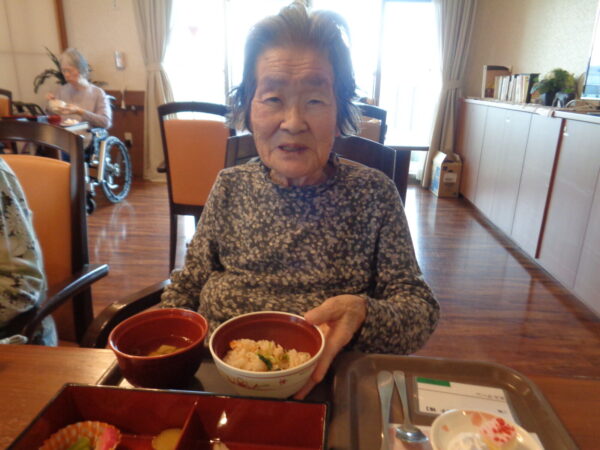 DSC08973 600x450 - 行事食『春の松花堂弁当🍱✨』