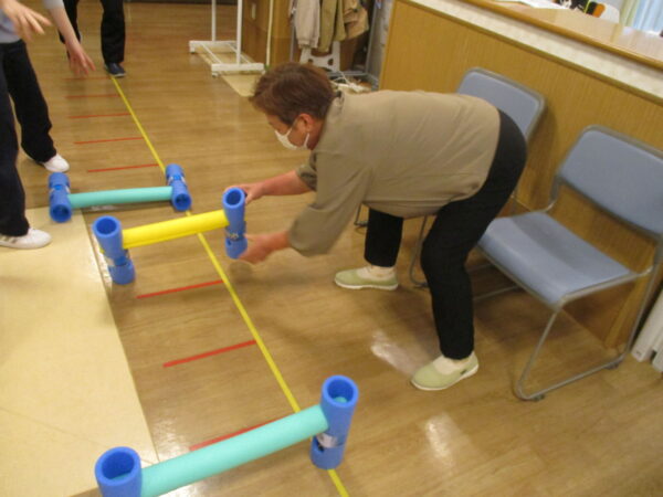 IMG 0046 600x450 - いろんなアイテムで楽しく運動