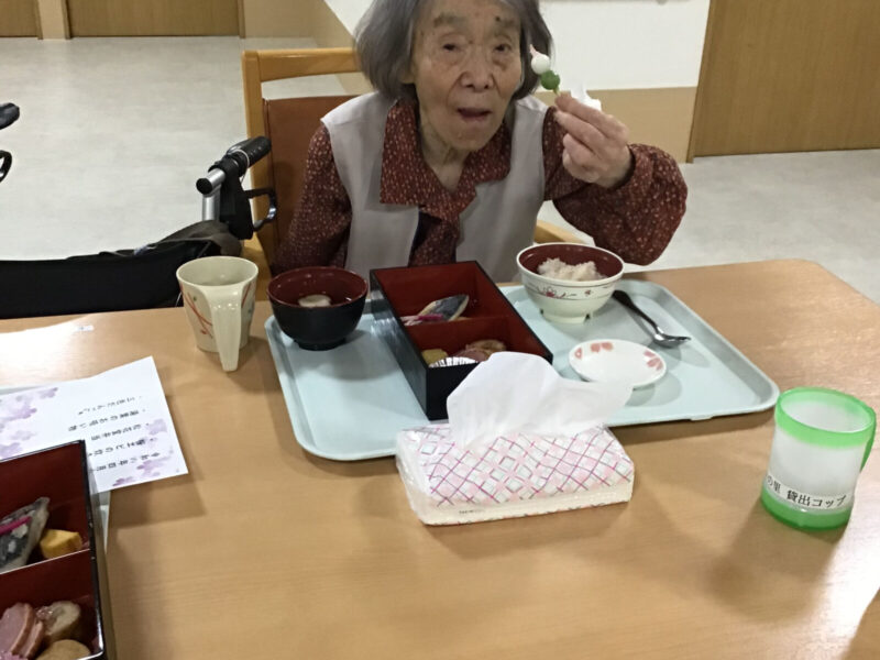 IMG 0418 800x600 - 花より団子？？