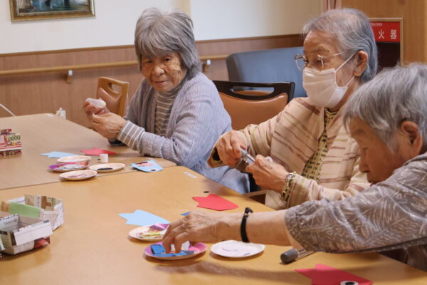 IMG 1310 600x400 - 鯉のぼり作り