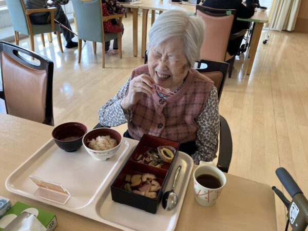 IMG 1317c 600x450 - いつもと一味違ったお昼ご飯