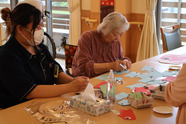 IMG 1327 600x400 - 鯉のぼり作り