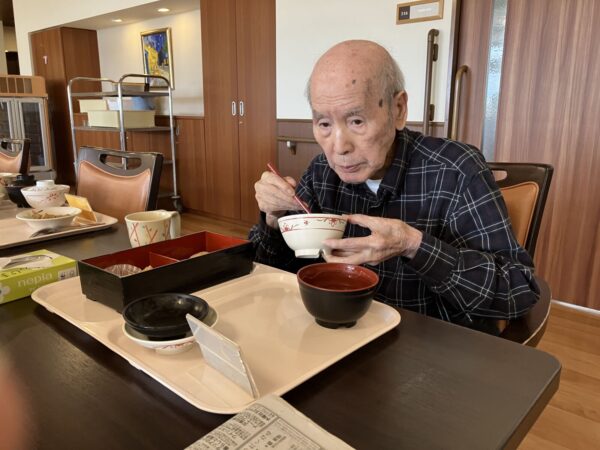 IMG 1333c 600x450 - いつもと一味違ったお昼ご飯