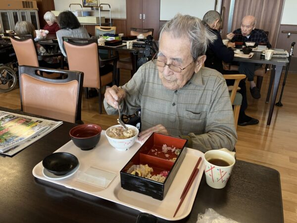 IMG 1335c 600x450 - いつもと一味違ったお昼ご飯