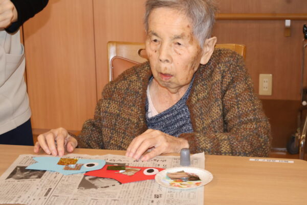 IMG 1345 600x400 - 鯉のぼり作り