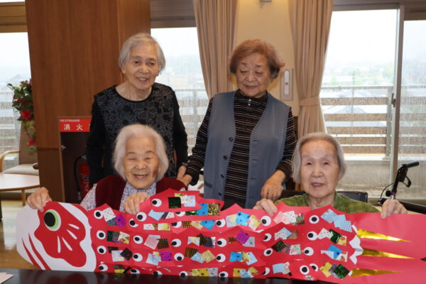 IMG 1362 600x400 - 鯉のぼり作り