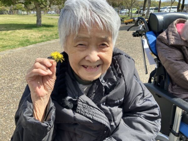 IMG 1377 600x450 - 春を感じるひととき ～みんなでお花見に行ってきました～