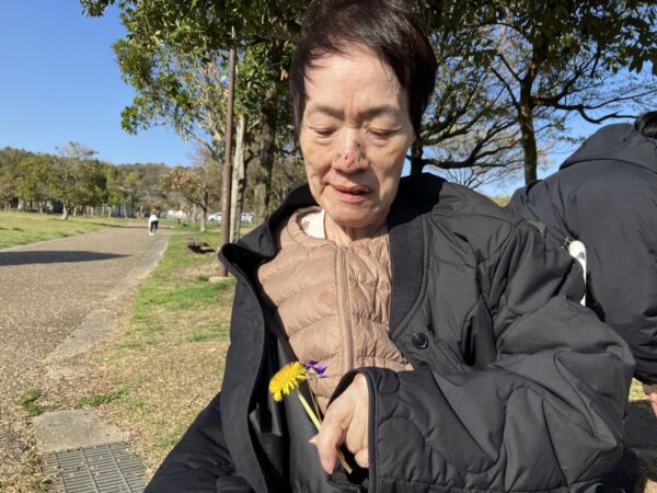 IMG 1427 600x450 - 春を感じるひととき ～みんなでお花見に行ってきました～