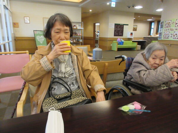 IMG 6007 600x450 - 今年もお花見に行ってきました！！