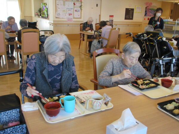 IMG 6069 600x450 - 4/8 ナリコマ行事食でした！！