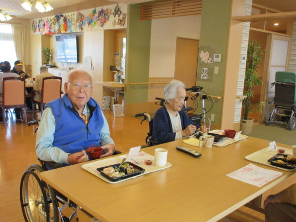 IMG 6073 600x450 - 4/8 ナリコマ行事食でした！！