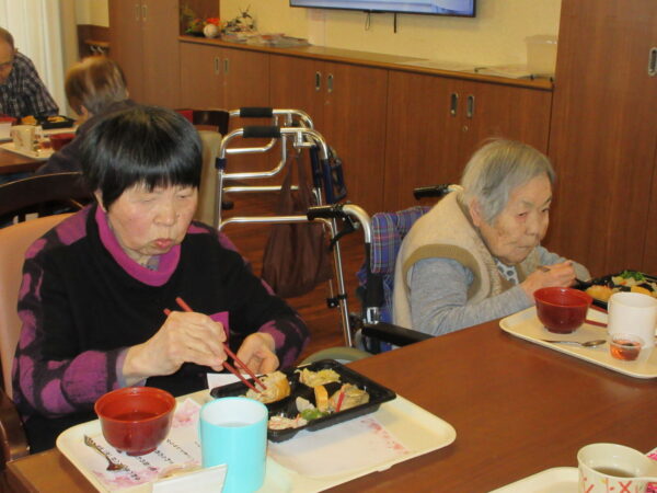 IMG 6080 600x450 - 4/8 ナリコマ行事食でした！！