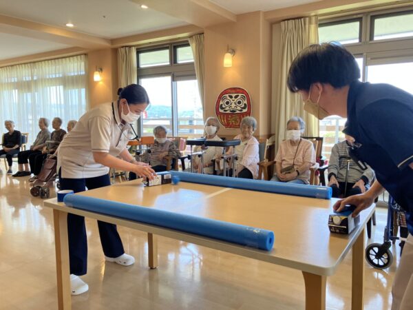 IMG 1675 1 600x450 - コロコロ卓球で真剣勝負