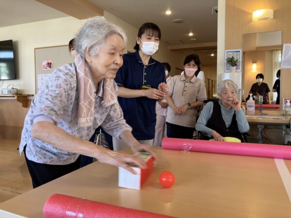 IMG 1843 600x450 - コロコロ卓球で真剣勝負