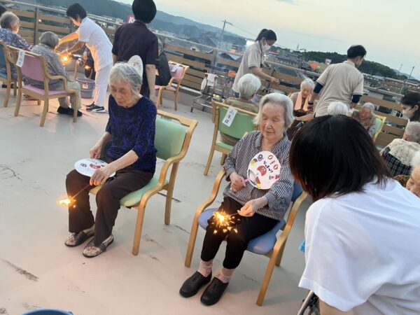 IMG 2122 600x450 - 東町納涼花火大会