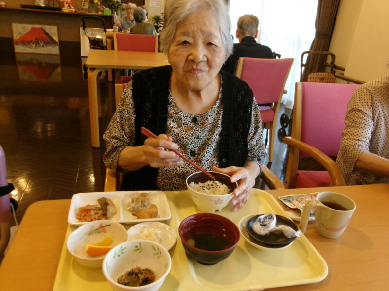 102 6026 800x600 - 行事食 ＆ お誕生日会🎂