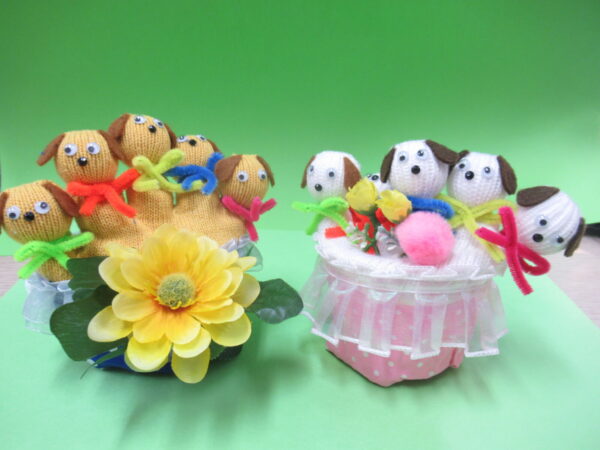 70552e9ced44471765c57354a8726bb1 600x450 - 伊賀CHデイ☆手芸『小さな犬のぬいぐるみ家族』作りと壁面制作☆