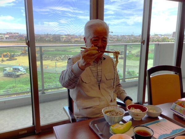 夏の行事食を提供しました🍈 IMG 0180 600x450 - 夏の行事食を提供しました🍈
