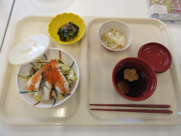 IMG 6946 600x450 - リバーナ（イオン名張店）へお買い物に行って来ました🛒✨＆行事食🍜