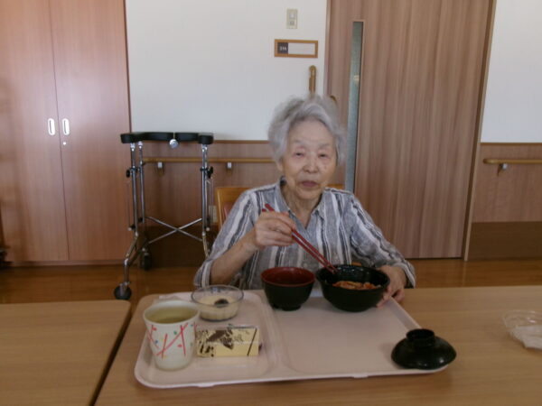103 2672 600x450 - 行事食