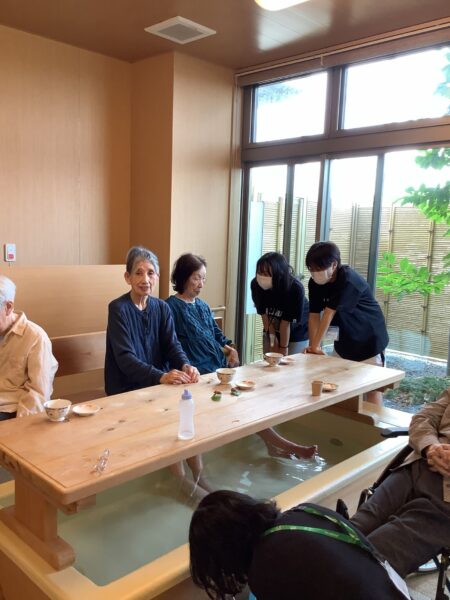 中学校の生徒さんが職場体験に来てくれました! IMG 0158 450x600 - 中学校の生徒さんが職場体験に来てくれました!