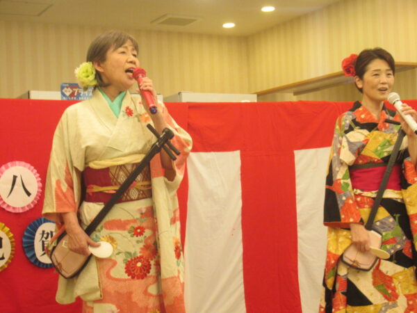 IMG 2803 600x450 - 伊賀CHデイ☆手芸『小物入れ』作りと壁面制作、一部敬老祝賀会の様子☆