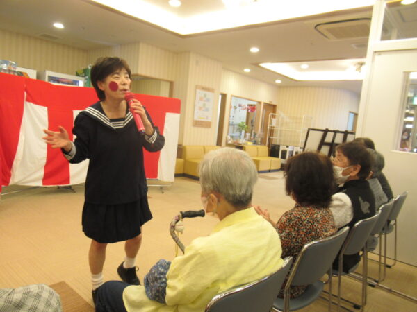 伊賀CHデイ☆手芸『小物入れ』作りと壁面制作、一部敬老祝賀会の様子☆ IMG 2873 600x450 - 伊賀CHデイ☆手芸『小物入れ』作りと壁面制作、一部敬老祝賀会の様子☆