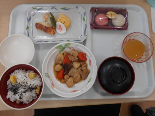 敬老の日の行事食🍚🥢✨ fb87b5885441a1b22d8175c2451e3892 600x450 - 敬老の日の行事食🍚🥢✨
