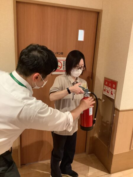 避難訓練を行いました IMG 0686 450x600 - 避難訓練を行いました
